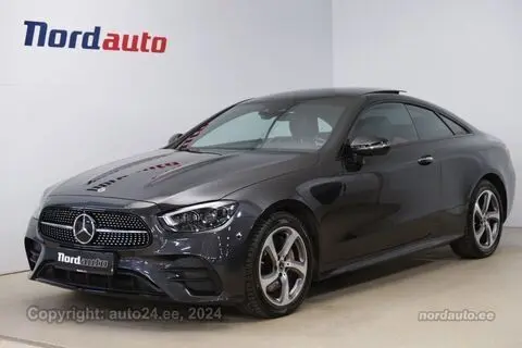 Müüa подержанный автомобиль Mercedes-Benz E 220 Coupe 4matic AMG Night Pakett, 2021, 2.0, 143 kW, дизель, автомат, полный привод, 149LBY, W1K2383151F158360