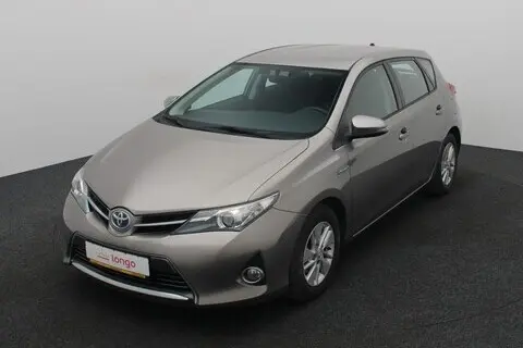 Müüa подержанный автомобиль Toyota Auris Aspiration, 2013, 1.8, 73 kW, гибрид б+э, автомат, передний привод, SB1MS3JE80E016431