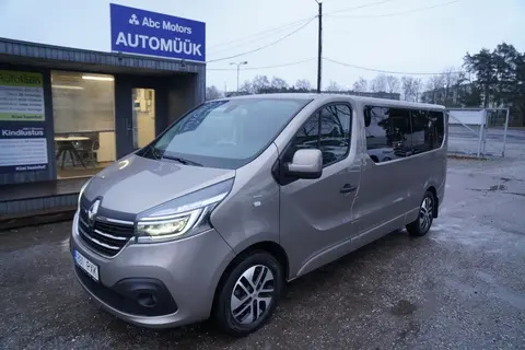 Müüa подержанный автомобиль Renault Trafic Passenger Grand Equilibre, 2020, 2.0, 125 kW, дизель, автомат, передний привод, 891PXK, VF1JL000664884683