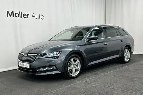 Müüa подержанный автомобиль Škoda Superb, 2020, 1.4, 115 kW, подключаемый гибрид б+э, автомат, передний привод, 093RNC, TMBJW7NP4L7047433