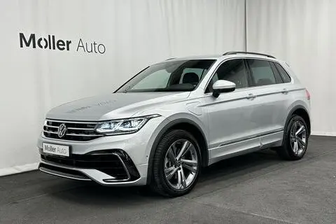 Müüa подержанный автомобиль Volkswagen Tiguan, 2023, 1.4, 110 kW, подключаемый гибрид б+э, автомат, передний привод, 165SFD, WVGZZZ5N3PW410915