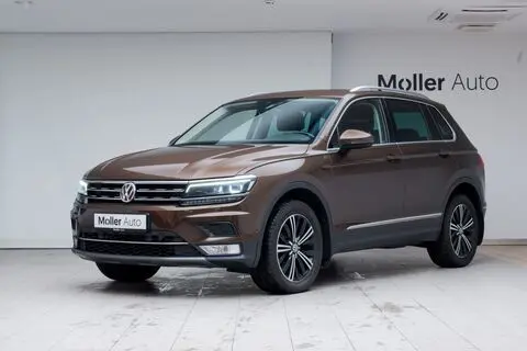 Müüa подержанный автомобиль Volkswagen Tiguan, 2017, 2.0, 140 kW, дизель, автомат, полный привод, 402LBY, WVGZZZ5NZHW406956