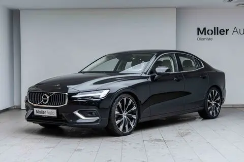 Müüa подержанный автомобиль Volvo S60, 2022, 2.0, 184 kW, гибрид б+э, автомат, полный привод, 028RYX, 7JRZSL1UCNG186684