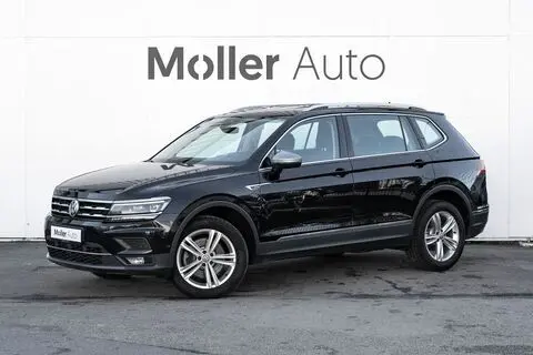 Müüa подержанный автомобиль Volkswagen Tiguan, 2021, 2.0, 140 kW, дизель, автомат, WVGZZZ5NZMM075209