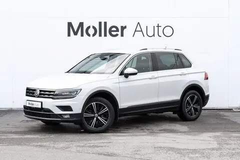 Müüa подержанный автомобиль Volkswagen Tiguan, 2019, 2.0, 140 kW, дизель, автомат, полный привод, WVGZZZ5NZLW830682