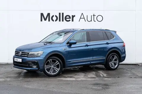 Müüa подержанный автомобиль Volkswagen Tiguan, 2020, 2.0, 110 kW, дизель, автомат, WVGZZZ5NZLM165305