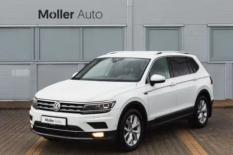 Müüa подержанный автомобиль Volkswagen Tiguan, 2018, 2.0, 140 kW, дизель, автомат, полный привод, WVGZZZ5NZJM153493