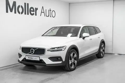 Müüa подержанный автомобиль Volvo V60, 2021, 2.0, 145 kW, дизель, автомат, полный привод, 076137, YV1ZZK5VCM1076137