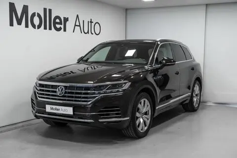 Müüa подержанный автомобиль Volkswagen Touareg, 2019, 3.0, 210 kW, дизель, автомат, полный привод, 003688, WVGZZZCRZLD003688