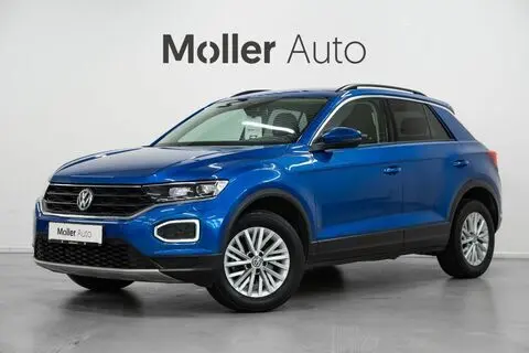 Müüa подержанный автомобиль Volkswagen T-Roc, 2020, 2.0, 110 kW, бензин, автомат, передний привод, NGD824, WVGZZZA1ZLV006835