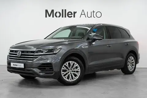 Müüa подержанный автомобиль Volkswagen Touareg, 2018, 3.0, 170 kW, дизель, автомат, полный привод, KEP101, WVGZZZCRZKD013003