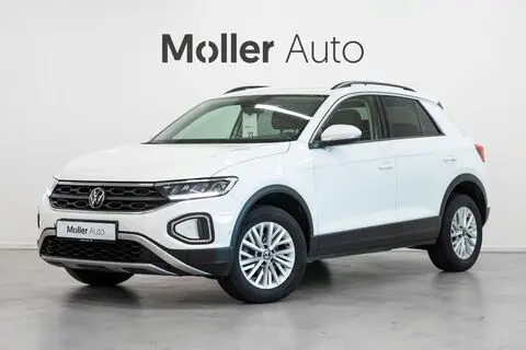 Müüa подержанный автомобиль Volkswagen T-Roc, 2022, 2.0, 110 kW, бензин, механическая, передний привод, MYD168, WVGZZZA1ZNV183040