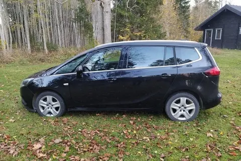 Müüa подержанный автомобиль Opel Zafira, 2018, 1.6, 99 kW, дизель, механическая, передний привод, 276WJM