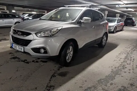 Müüa used car Hyundai ix35, 2011, 2.0, 120 kW, petrol, manual, four-wheel drive, 680THX