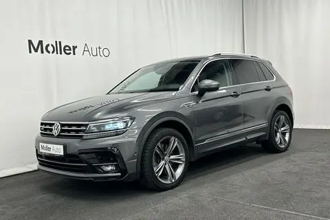 Müüa подержанный автомобиль Volkswagen Tiguan, 2018, 2.0, 132 kW, бензин, автомат, полный привод, 777BYH, WVGZZZ5NZJW905816