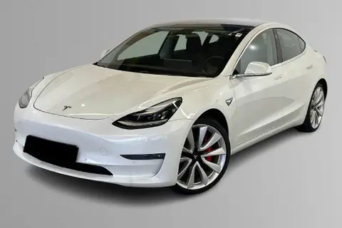 Müüa подержанный автомобиль Tesla Model 3 Perfomance AWD 155kW, 2019, 155 kW, электричество, автомат, полный привод, 5YJ3E7EBXKF207856