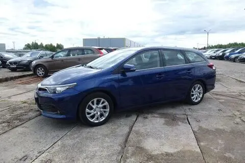 Toyota Auris Touring Sports, 2015, 1.6, 82 kW, дизель, механическая, передний привод