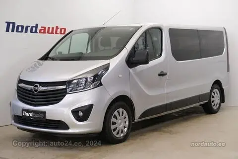 Müüa подержанный автомобиль Opel Vivaro Passanger Long, 2017, 1.6, 107 kW, дизель, механическая, передний привод, 768LGR, W0LJ7E60XHV656806