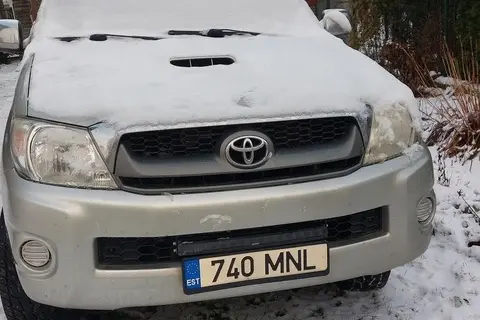 Müüa подержанный vehicle Toyota Hilux, 2011, 2.5, 106 kW, дизель, механическая, полный привод, 740MNL