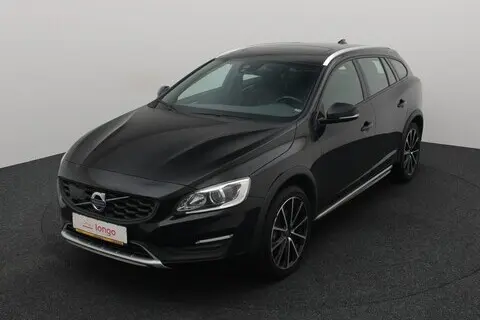 Müüa подержанный автомобиль Volvo V60 Cross Country PLUS, 2018, 2.0, 110 kW, дизель, автомат, передний привод, NY4373, YV1FZARCDJ2043694