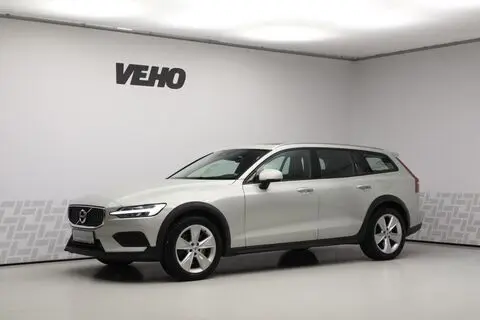 Müüa подержанный автомобиль Volvo V60 Cross Country, 2019, 2.0, 140 kW, дизель, автомат, полный привод, YV1ZZA8TCK1005854