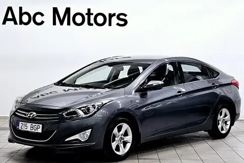 Müüa подержанный автомобиль Hyundai i40, 2012, 1.6, 99 kW, бензин, механическая, передний привод, 215BGP, KMHLB41AACU000602