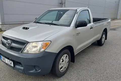 Müüa подержанный vehicle Toyota Hilux, 2007, 2.5, 88 kW, дизель, механическая, задний привод, 985LSK, AHTCR12G308600311