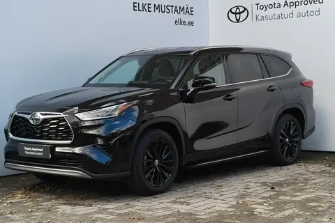 Müüa подержанный автомобиль Toyota Highlander Premium, 2023, 2.5, 140 kW, гибрид б+э, автомат, полный привод, 335GKS, 5TDLB3CH40S592350