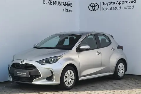 Müüa подержанный автомобиль Toyota Yaris Active, 2023, 1.5, 68 kW, гибрид б+э, автомат, передний привод, 414NPS, YARKBAC3800133731