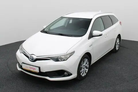 Toyota Auris, 2016, 1.8, 73 kW, гибрид б+э, автомат, передний привод