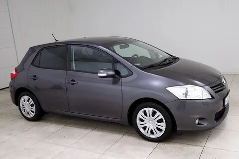 Toyota Auris, 2010, 1.6, 97 kW, бензин, механическая, передний привод