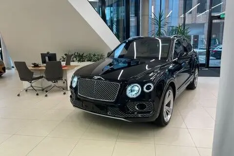 Bentley Bentayga, 2017, 6.0, 447 kW, бензин, автомат, полный привод