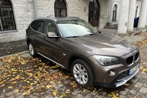 BMW X1, 2012, 2.0, 130 kW, дизель, автомат, полный привод