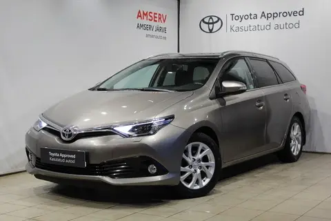 Toyota Auris, 2015, 1.6, 97 kW, бензин, автомат, передний привод