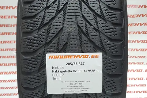 Used studless winter tire 205/55R17 Nokian Hakkapeliitta R2 RFT XL 95/R