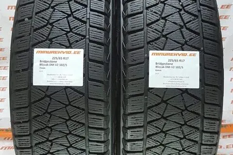 Подержанный нешипованная шина 225/65R17 Bridgestone Blizzak DM-V2 102/S