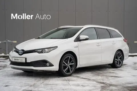 Toyota Auris, 2019, 2.0, 73 kW, hybrid p+e, automatic, front-wheel drive