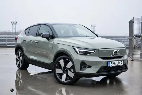 Volvo C40, 2023, 160 kW, электричество, автомат, полный привод