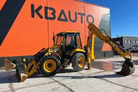 JCB 4CX PRO, 4.8, 81 kW, diesel, four-wheel drive