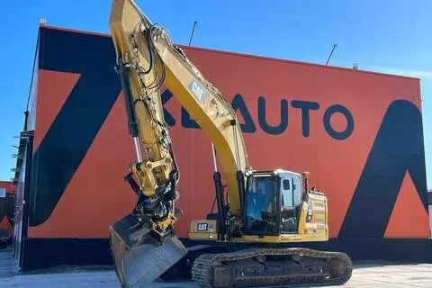 Caterpillar 330, 205 kW, diisel
