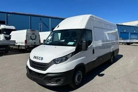 Iveco Daily, 3.0, 129 kW, diisel, manuaal, tagavedu
