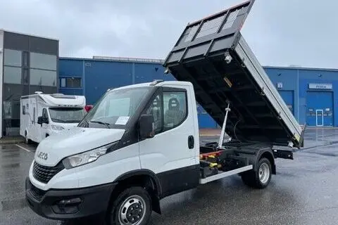 Iveco Daily, 2025, 3.0, 118 kW, diesel, manual, rear-wheel drive