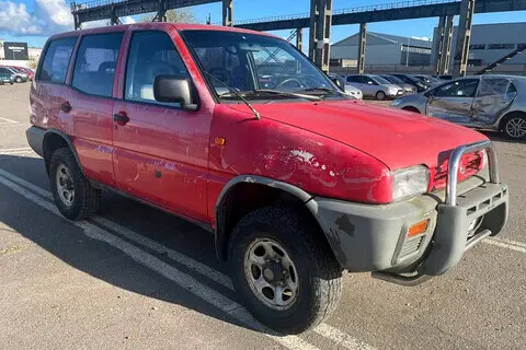 Nissan Terrano, 1995, 2.4, 91 kW, bensiin, manuaal, nelikvedu