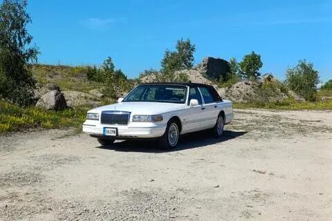 Lincoln Town Car, 1997, 4.6, 157 kW, bensiin, automaat, tagavedu