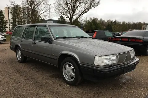 Volvo 940, 1992, 2.4, petrol, manual, rear-wheel drive