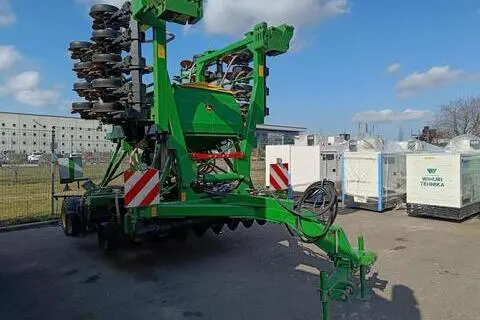 John Deere 750 A