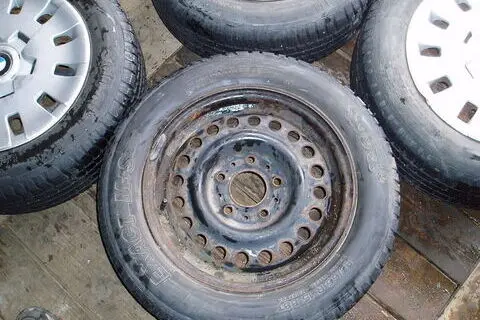 Kasutatud valuvelg+lamellrehv 185/65R15,