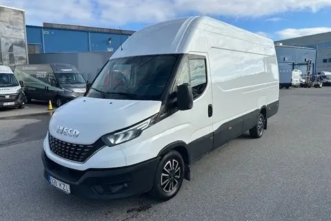 Iveco Daily, 2020, 3.0, 132 kW, diisel, automaat, tagavedu