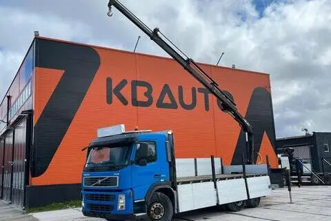 Volvo FM 9 300 6x2*4, 2002, 220 kW, дизель, автомат
