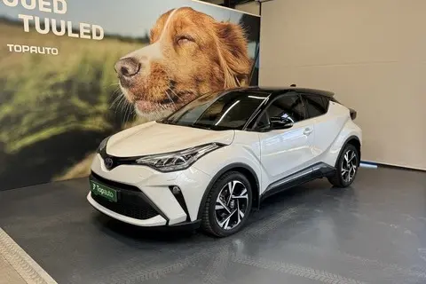 Toyota C-HR, 2022, 1.8, 72 kW, гибрид б+э, автомат, передний привод